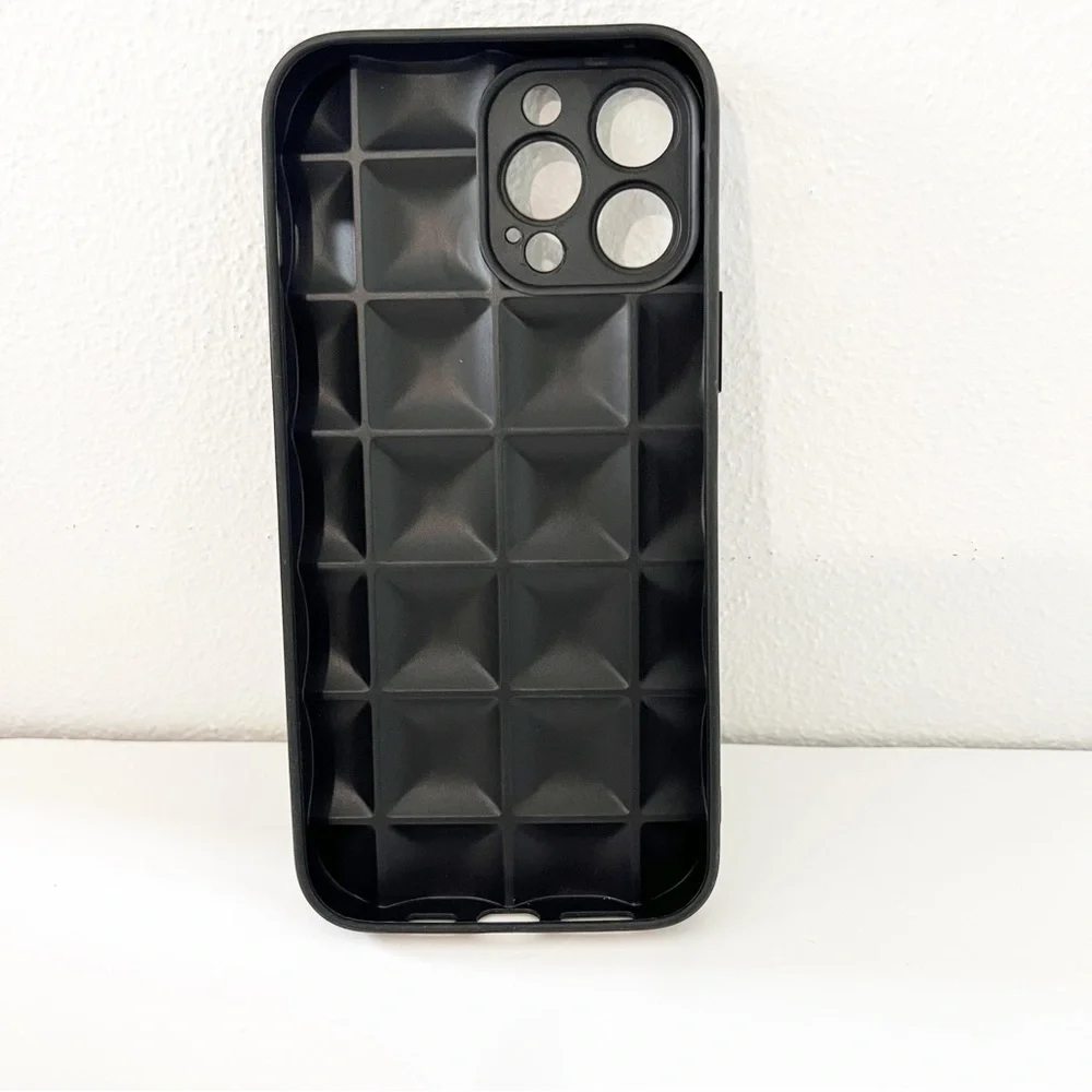 iPhone 13 Pro Max Black Diamond Quilted Cell Phone Case